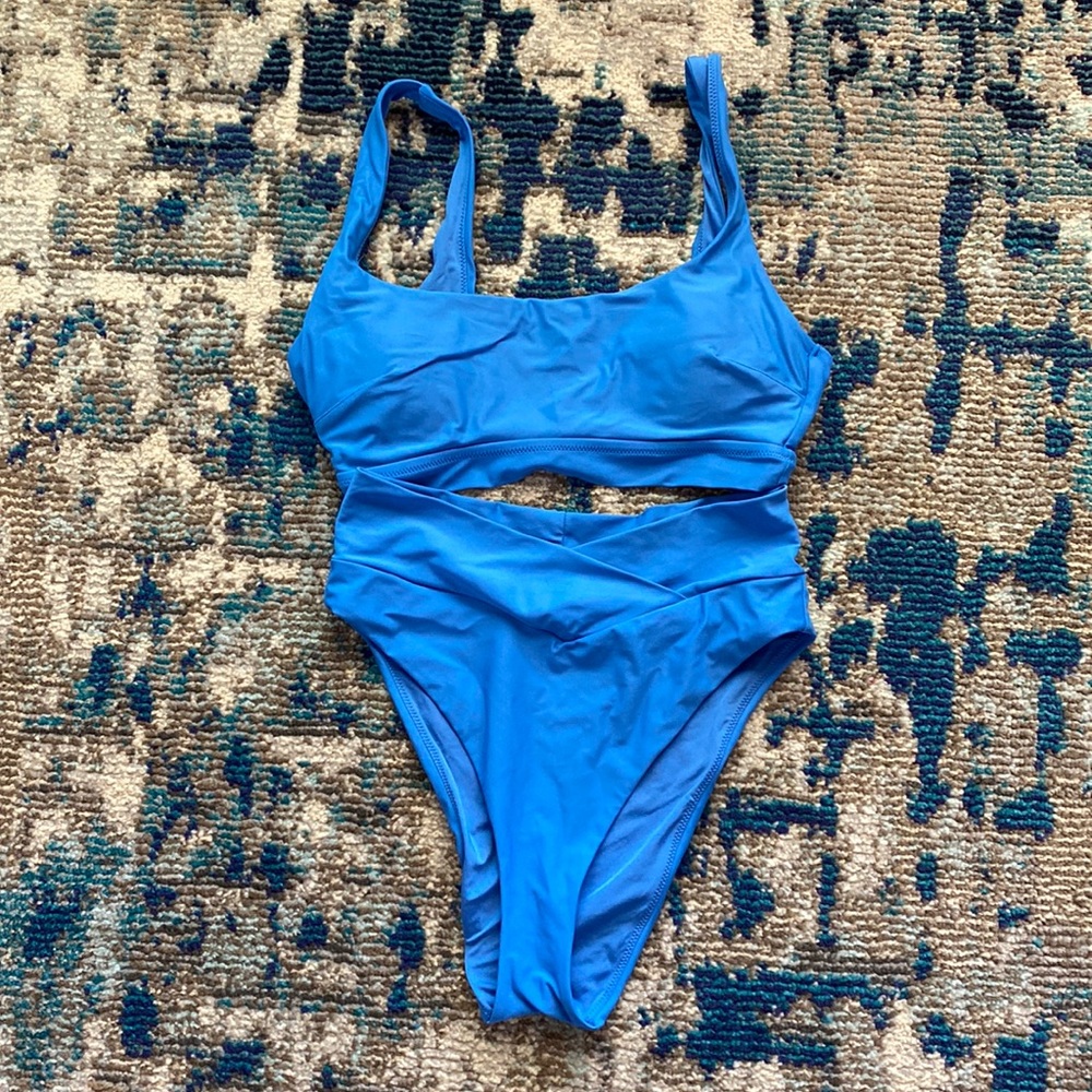 American Eagle bikini, Medium, baby blue